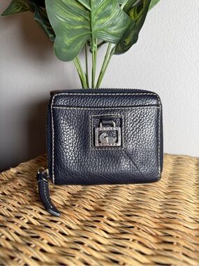 Dooney & Bourke Black Pebbled Leather Zip Wallet with Logo Plate